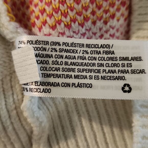 Wild Fable white sweater with flowers juniors size medium - Picture 5 of 5